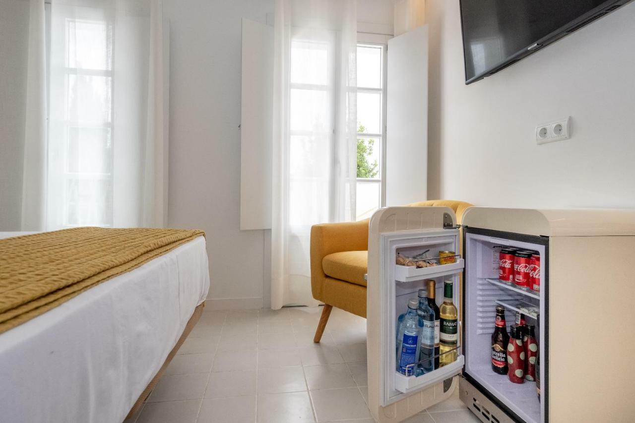Hotel M - 27 Es Mercadal Extérieur photo